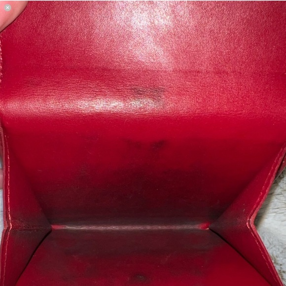 Valentines Day Special Red Louis Vuitton Wallet - Picture 3 of 12